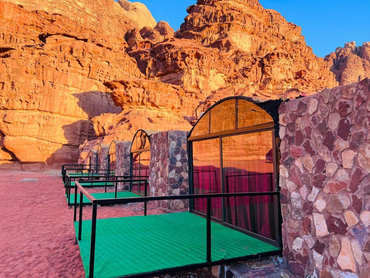 Wadi Rum Shooting Stars Camp Экстерьер фото