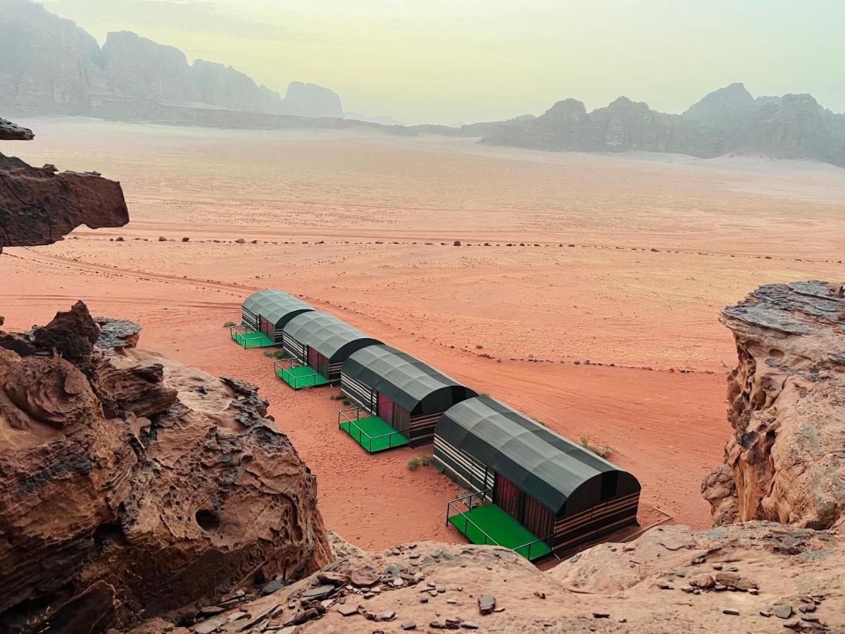 Wadi Rum Shooting Stars Camp Экстерьер фото
