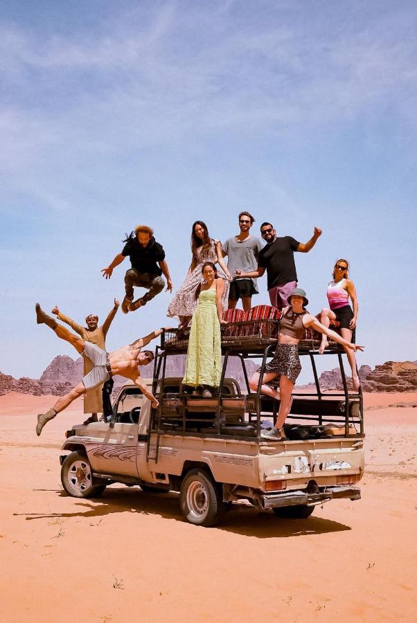 Wadi Rum Shooting Stars Camp Экстерьер фото