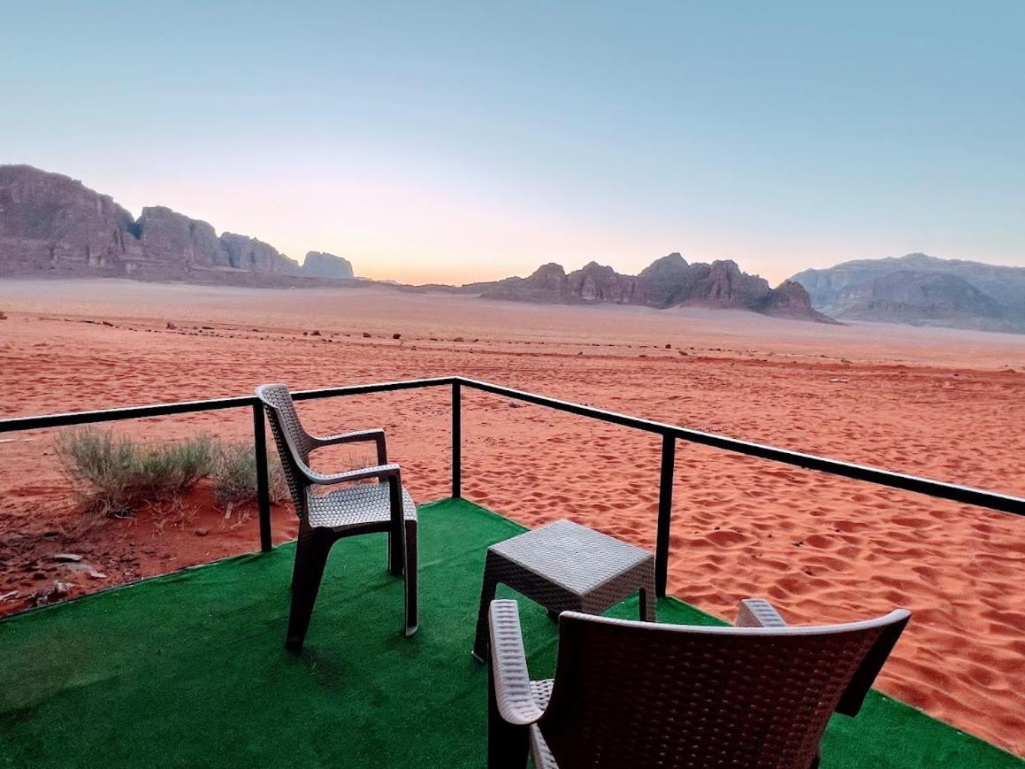 Wadi Rum Shooting Stars Camp Экстерьер фото